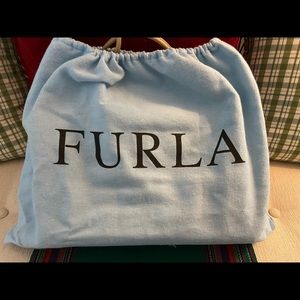 Leather Furla shoulder bag. Excellent condition